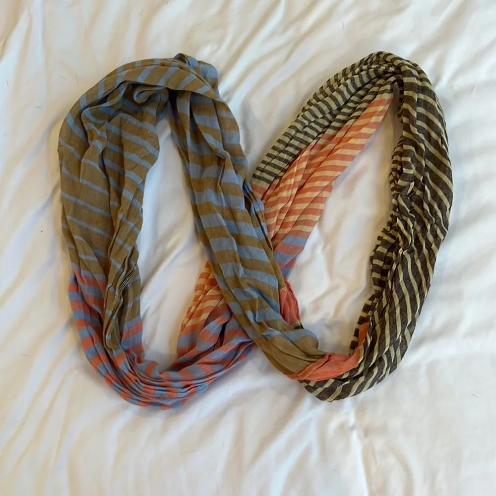 Infinity Scarf - Picture 1 of 4